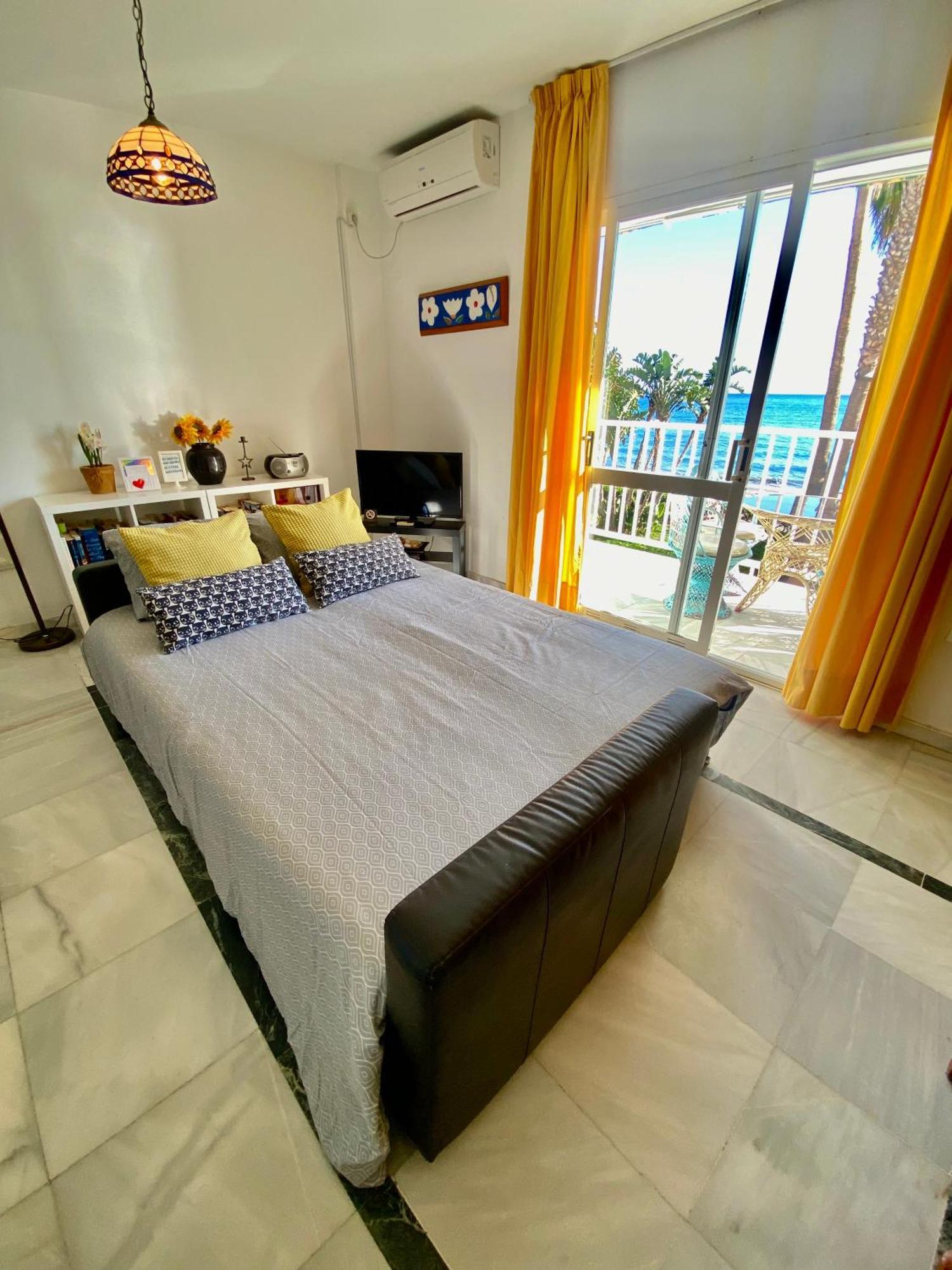First Line Torrox Costa Apartment Exterior foto